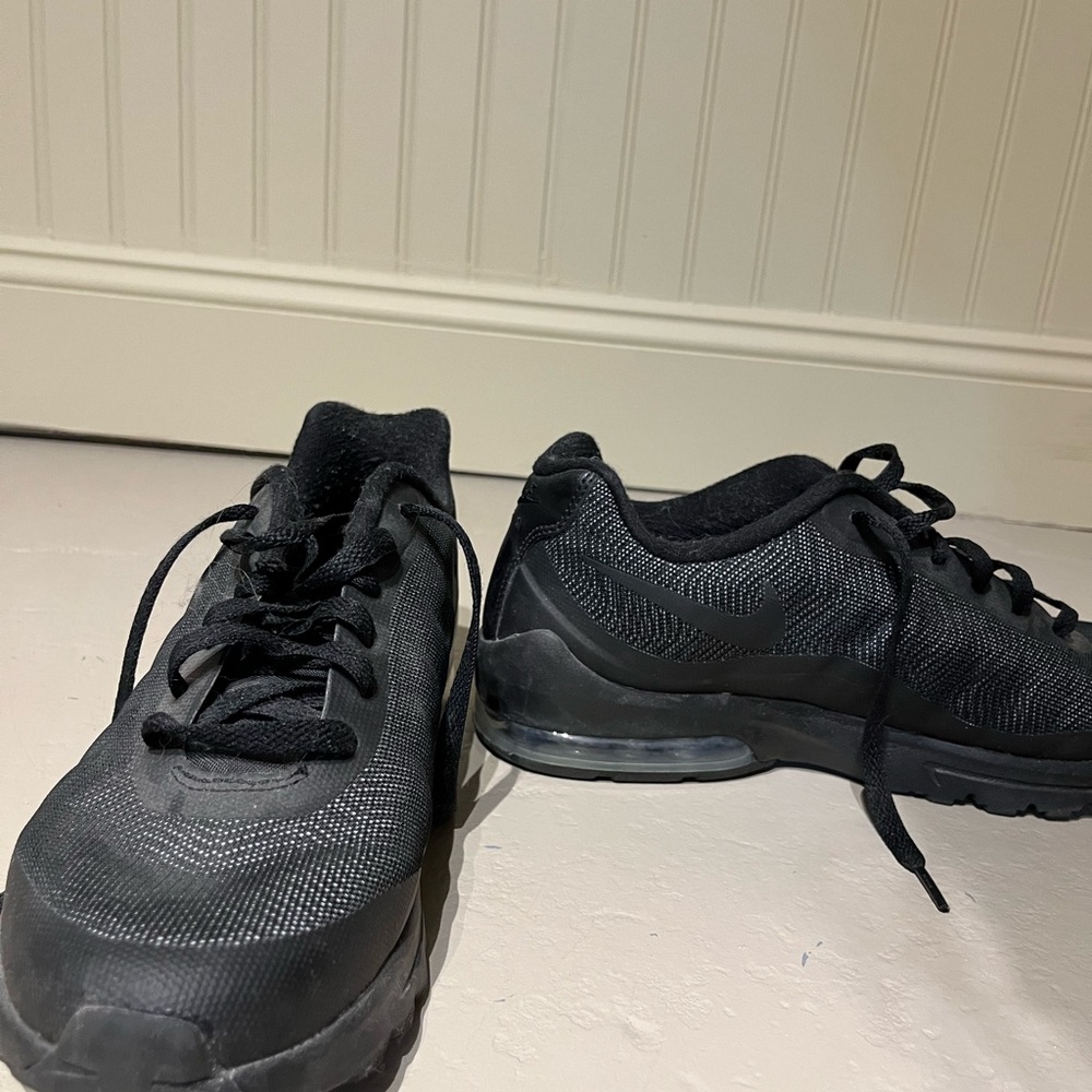 Nike Black Athletic Shoes Women